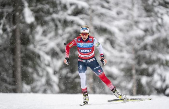 Double blow for Therese Johaug who wins the Val di Fiemme skiathlon and takes the lead in the Tour de Ski