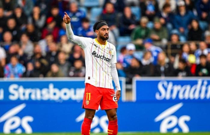 RC Lens Mercato: a Lens midfielder makes a big announcement about his future