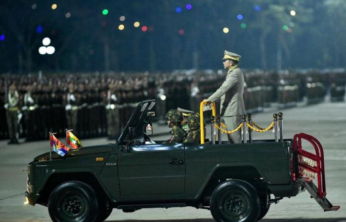 Burma: The junta pardons nearly 6,000 prisoners