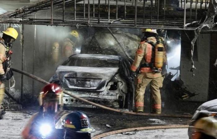 Vehicle fire in Rosemont, Montreal