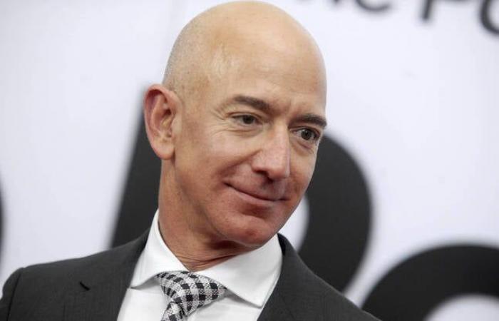 Her caricature of Jeff Bezos censored, a cartoonist slams the door of the “Washington Post”