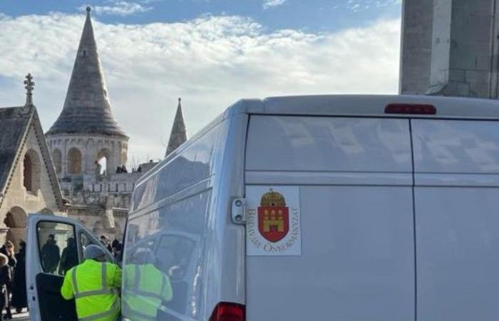 URGENT: Black cordons around Hungary’s main tourist hotspot, Fisherman’s Bastion, have been dismantled – PHOTOS