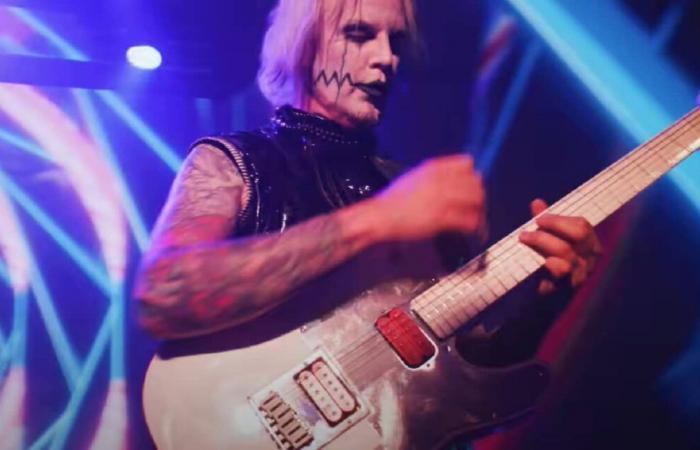 John 5 talks about the 5 albums that marked his life and career