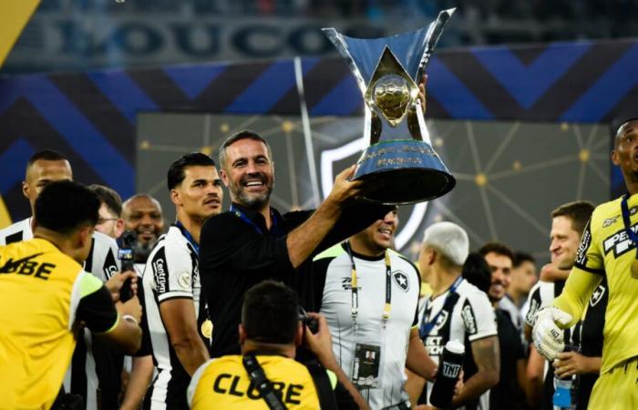 Botafogo, John Textor's club, says goodbye to its coach Artur Jorge