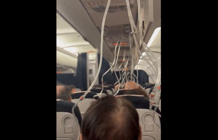 oxygen masks fall on board an Airbus A318, the plane turns around after 17 minutes of flight