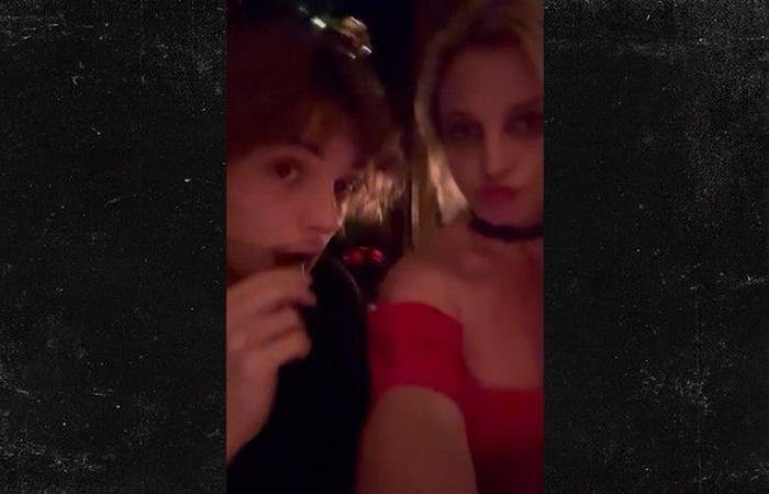 Britney Spears Shares Glimpse of Christmas Morning After Reunion With Son Jayden