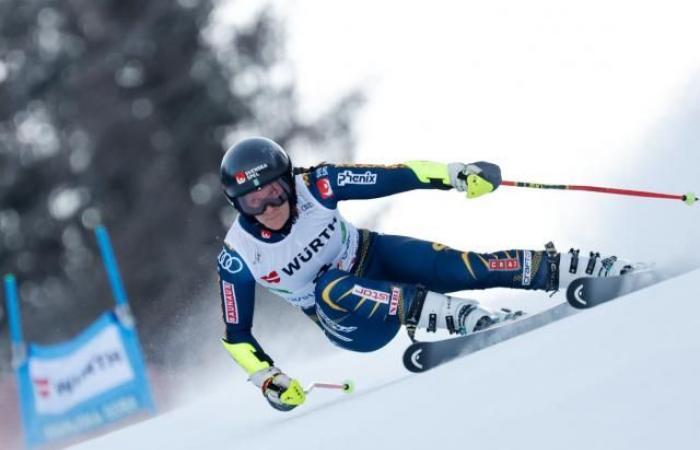 Sara Hector crushes the giant of Kranjska Gora