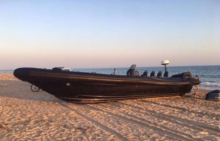 Nador.. Ghost boats return to ignite the beaches of Bougafar and Al-Kabadani with smuggling and immigration