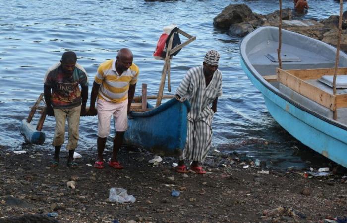 in the Comoros, the cyclone and the damage did not deter migrants