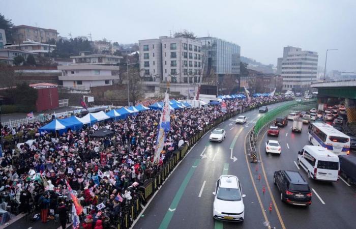 a few hours before its expiration, possible extension of the arrest warrant against ousted President Yoon Suk Yeol