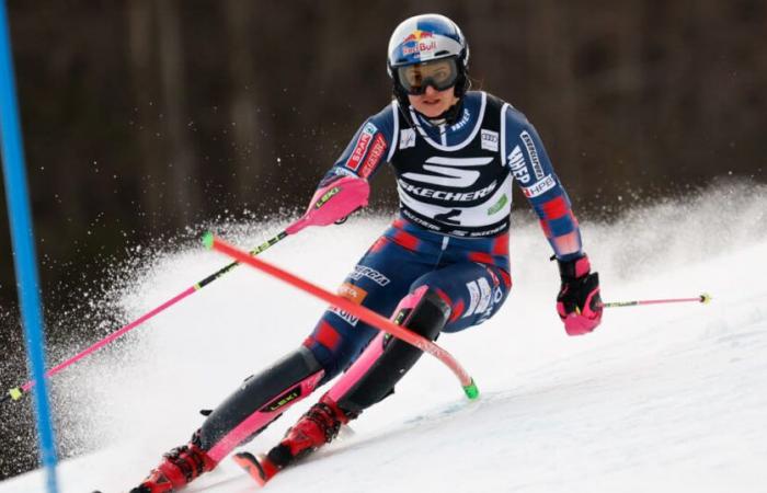 Alpine skiing – World Cup. Kranjska Gora: Holdener and Ljutic leaders after the first round, Marie Lamure in the top 10