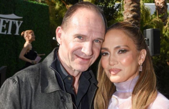 ‘Maid in Manhattan’ Co-Stars Ralph Fiennes and Jennifer Lopez Reunite