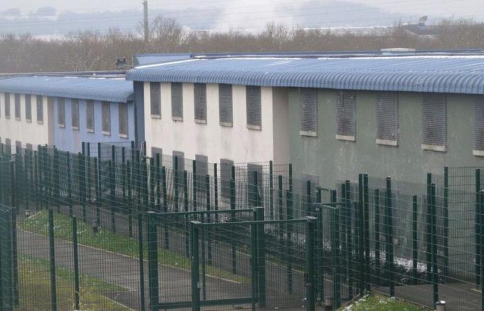 Yvelines: arrested after throwing packages inside the Porcheville juvenile prison