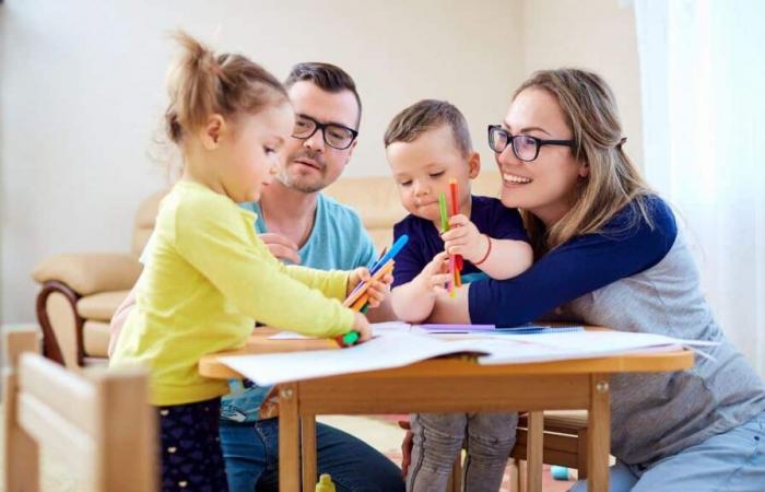 All parents need to stop doing this in front of kids, experts say