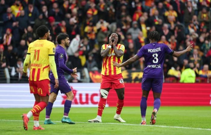 RC Lens falls at home against Toulouse, Angers leaves the red zone