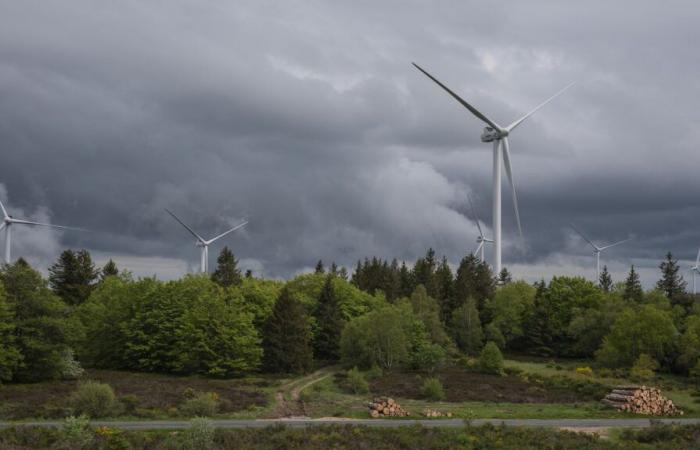 The Loire and the Rhône placed on orange alert from 8 p.m. Sunday for the risk of violent winds