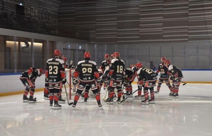 In pictures: relive the ice hockey match between Neuilly-sur-Marne and Dunkirk, played at the Dreux ice rink