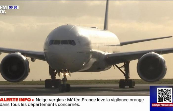 A pressurization problem causes fear among passengers on an Air France flight