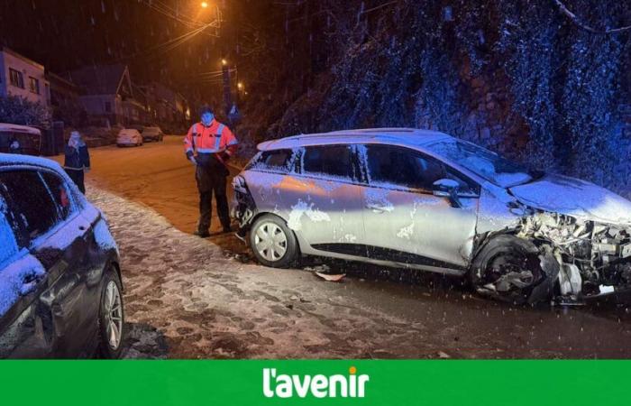 Five cars and a garage damaged in rue Cherave in Huy