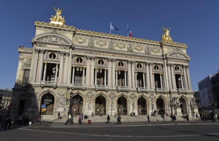 incredible anecdotes about the Paris Opera