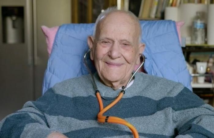 At 103, this man is the oldest doctor in France