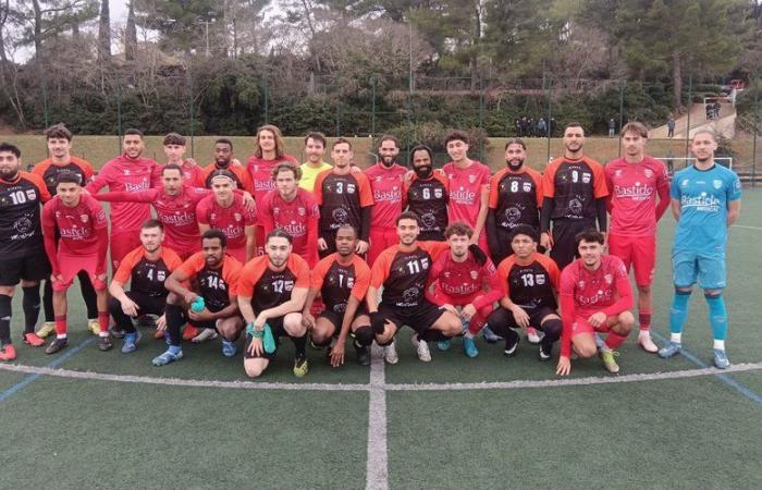 Football: the Nîmes Olympique reserve demonstrated in the Gard-Lozère Cup