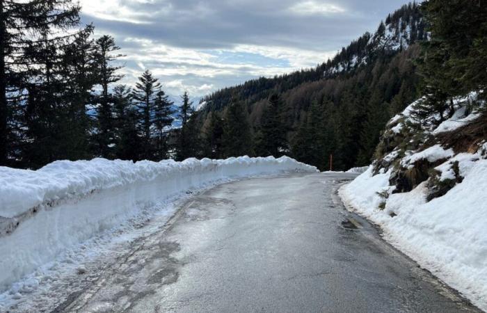 A Swiss man slides down an embankment, rolls over several times and loses his life