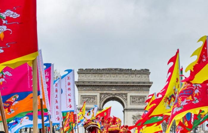 Chinese New Year Parade – Lunar on the Champs-Elysées 2025