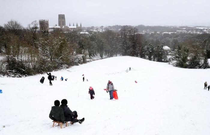 Heavy snow brings disruption across Europe, US braces for heavy snow