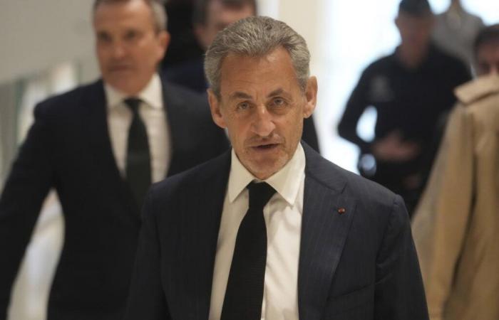 “The prosecution is trying to lead you into a dark tunnel,” says a lawyer for Nicolas Sarkozy on the first day of the hearing