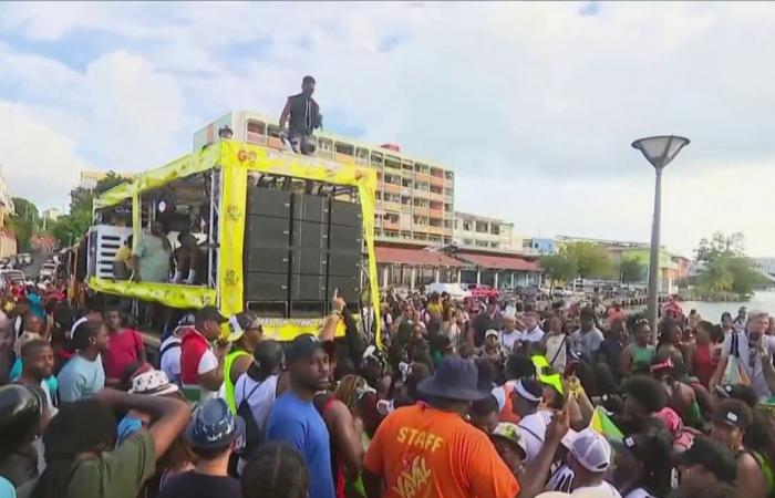 the return of the tanks to Pointe-à-Pitre