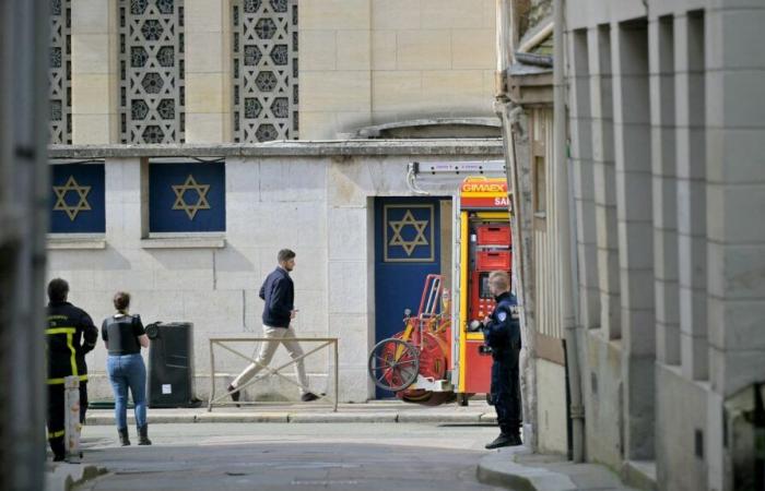 anti-Semitic tags discovered on the Rouen synagogue, a complaint filed