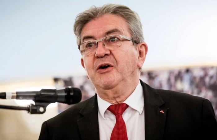 Jean-Luc Mélenchon deplores “the lentil dish” served to socialists received at Bercy