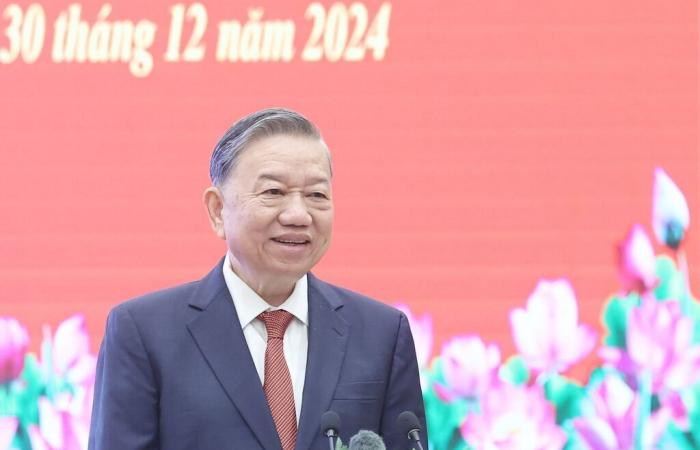 Intellectuals and scientists represent the core of Vietnam’s sustainable development