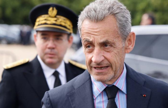 Will Nicolas Sarkozy wear an electronic bracelet at the trial over suspicions of Libyan financing of his campaign?