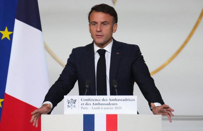 “We forgot to say thank you,” laments Macron