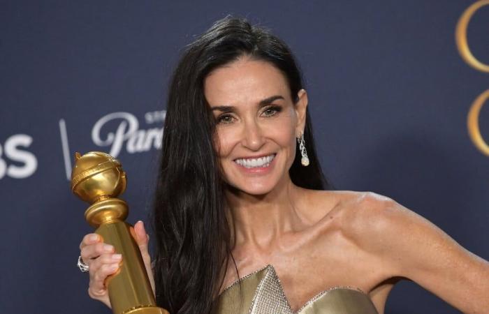 Demi Moore receives her first career Golden Globe and her family’s reactions are truly touching