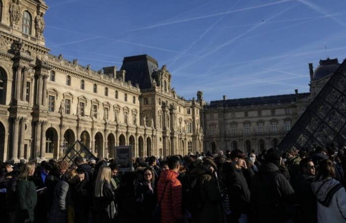 Despite the Olympics, Parisian museums and tourist sites have seen their attendance hold up well in 2024 – Libération