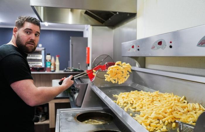 The Lesve chip shop is the best in Belgium: “Parisians have traveled the miles to come to us”