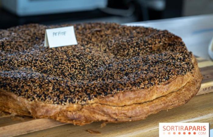 The artisanal galettes des rois from Pépite Boulangerie in the 11th: Frangipane and Black Sesame