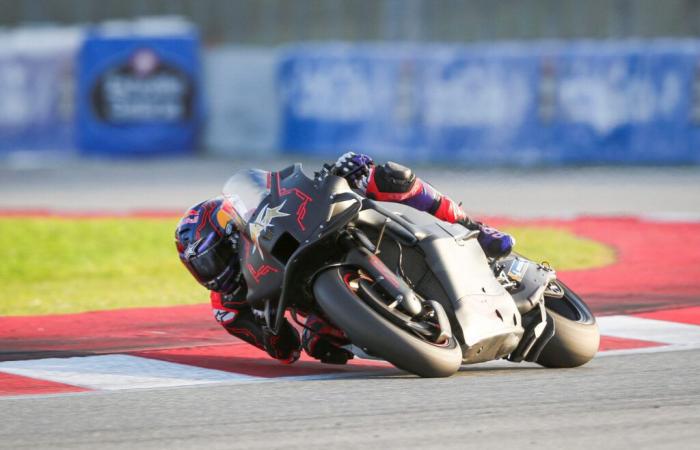 A title contender eliminates himself in MotoGP and not the least!