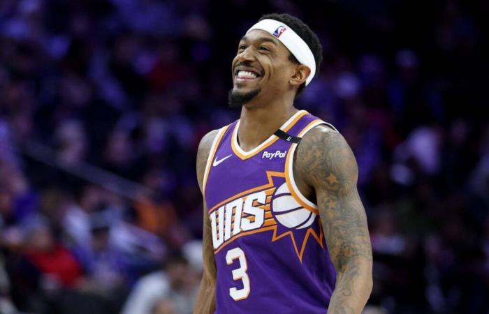 Suns start surprised Bradley Beal on the bench. He rallied them to a win anyway