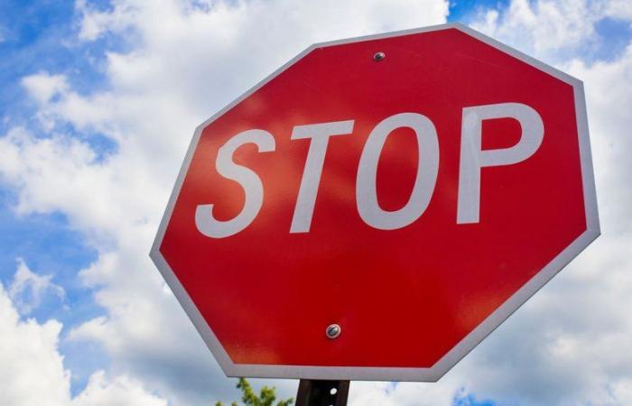 “Stop” signs every 35 meters: this experiment which greatly irritates motorists