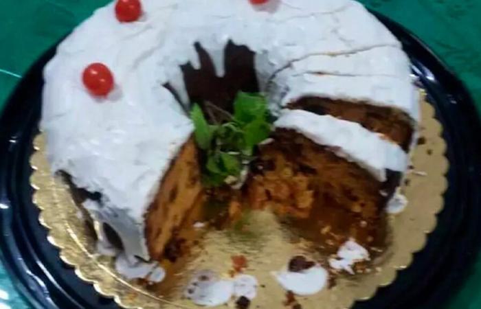 Arsenic cake kills three, woman arrested