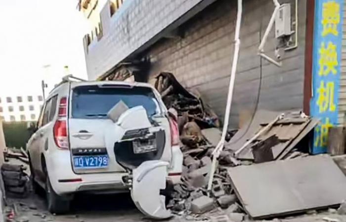 Powerful earthquake hits Tibet: at least 53 dead and more than 60 injured