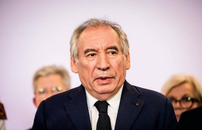 François Bayrou reacts to the death of Jean-Marie Le Pen