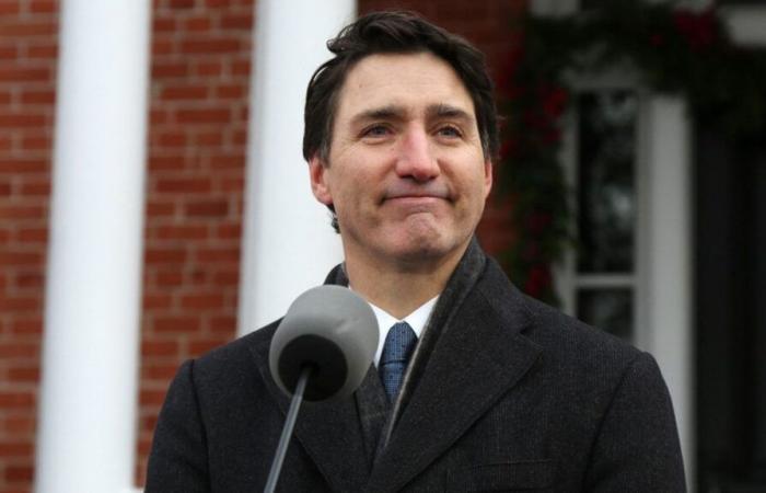 from the honeymoon to the fall, a look back at the ten years in power of the Prime Minister of Canada