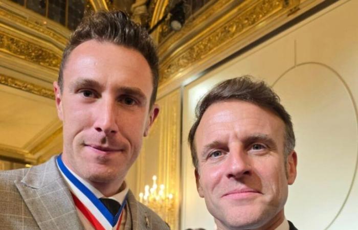 Jérémy Lauilhé, Meilleur Ouvrier de France bartender, invited to the Élysée to share the cake