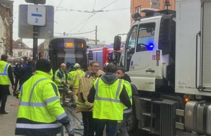 A child finds himself under a tram in Evere: “We had to move him a little to get him out”