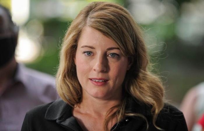 PLC management: Mélanie Joly is thinking of entering the race